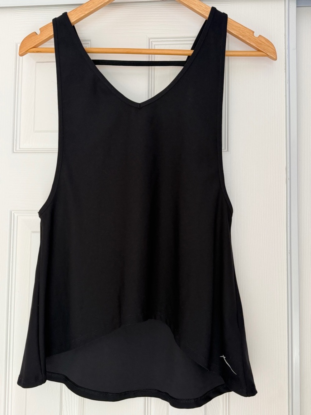 4/$25 Gottex Black V-Neck Tank Top Size XS